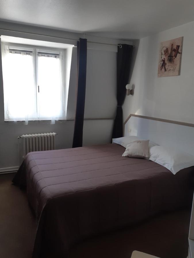 Hotel De La Croix De Malte Cherbourg-en-Cotentin Εξωτερικό φωτογραφία