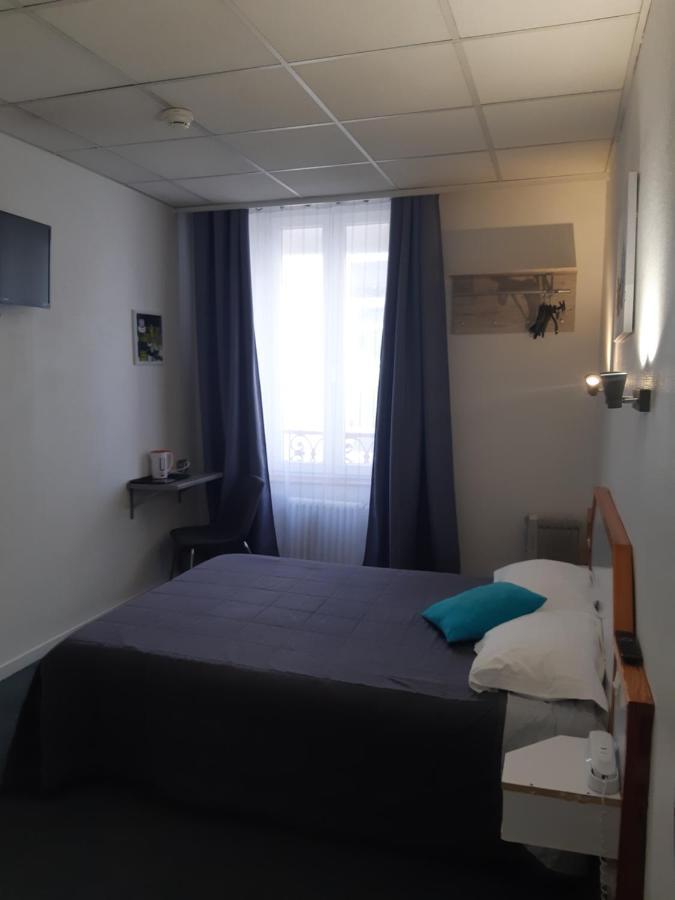 Hotel De La Croix De Malte Cherbourg-en-Cotentin Εξωτερικό φωτογραφία